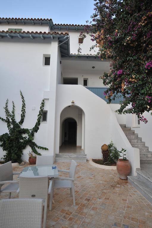 Hotel Agios Nikitas Exterior photo